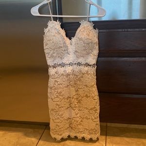 Tan/White Lace Windsor Dress